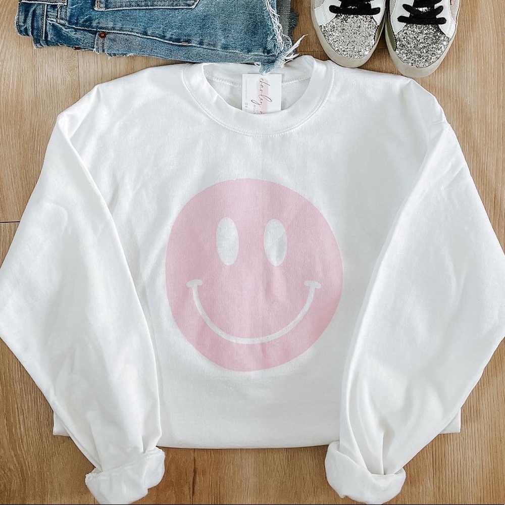 Smiley Face Graphic Sweatshirt